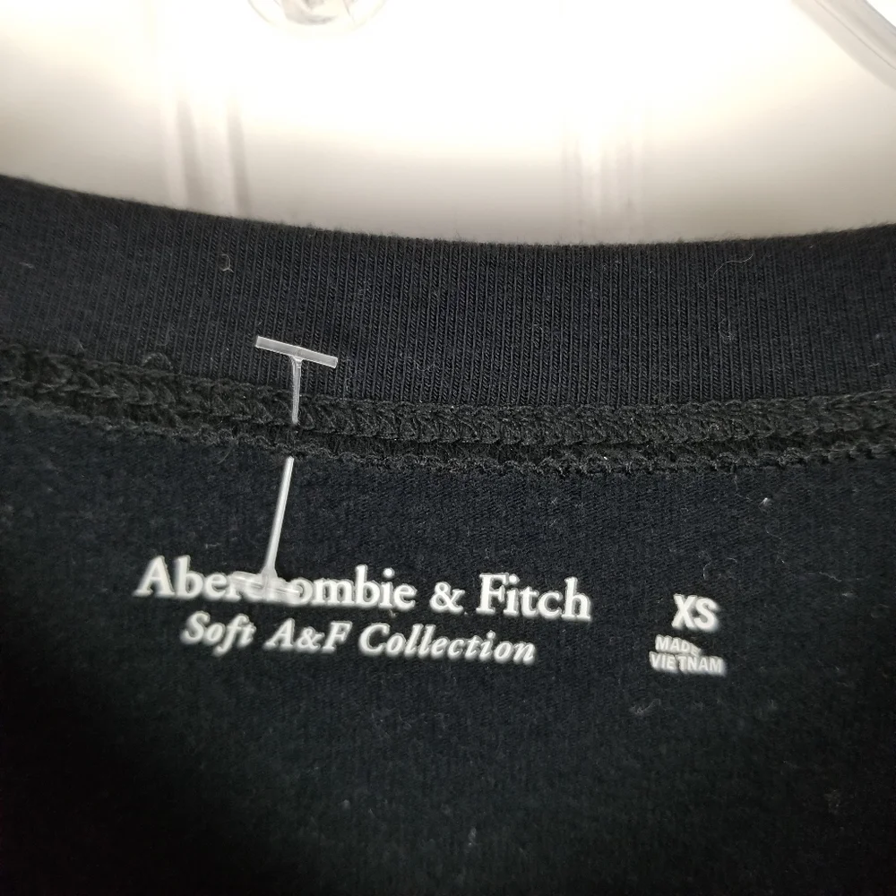 Abercrombie & Fitch Womens Soft AF Crop Top Size XS Black Long Sleeve Ruched